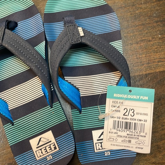Reef kids Ahi flip flops - Picture 8 of 8